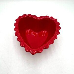 Chantal Heart Shaped Scalloped Baking Molds 1 1/4 Cup Three pieces